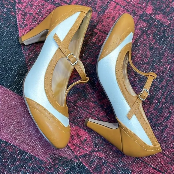 Chase + Chloe Tan and White T-Strap Heels - Picture 2 of 16